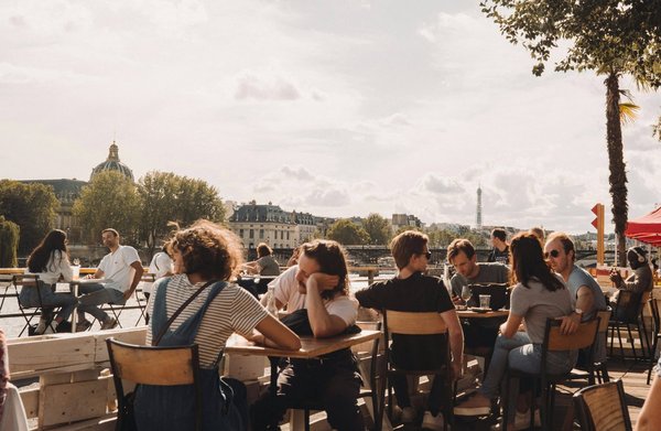 Les Meilleurs Restaurants de Paris avec une Vue Exceptionnelle pour Émerveiller Vos Soirées